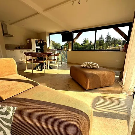 Clos Du Noyer - Cocon Ressourcant Avec Couvert 펜션 *