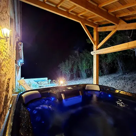 Clos Du Noyer - Cocon Ressourcant Avec Couvert * 사흘라 라 카네다