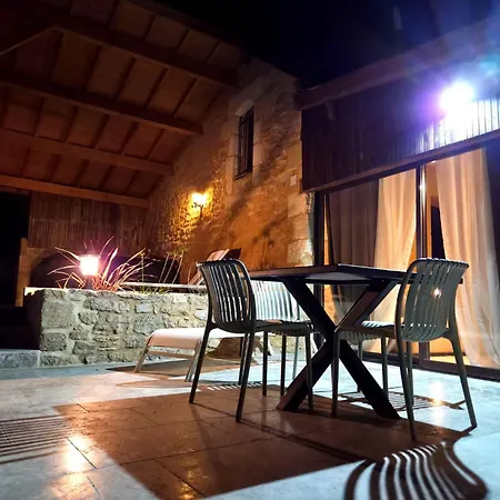 Casa de Férias Clos Du Noyer - Cocon Ressourçant Avec Couvert Sarlat-la-Canéda
